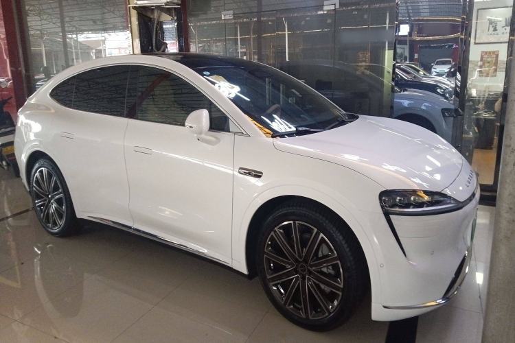 Used Hima Luxeed R7 2025 Extended-Range 251km Pro Exterior 2