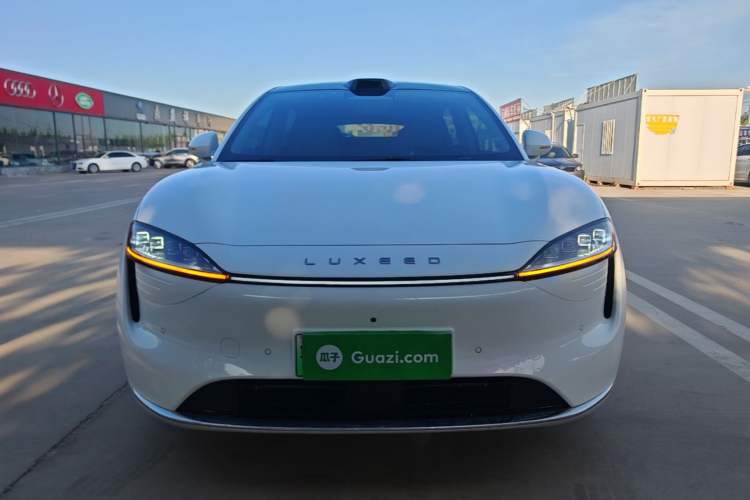 Used Hima Luxeed R7 2025 Range-Extended Version 251 km Max Front