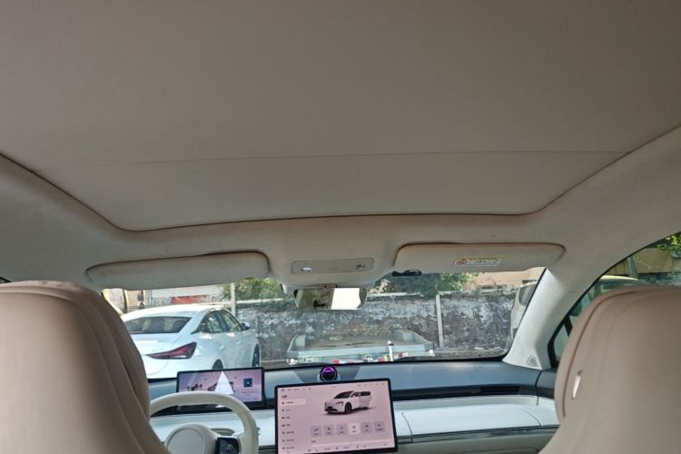 Used Hima Luxeed R7 2025 Range-Extended Version 251 km Max Headliner