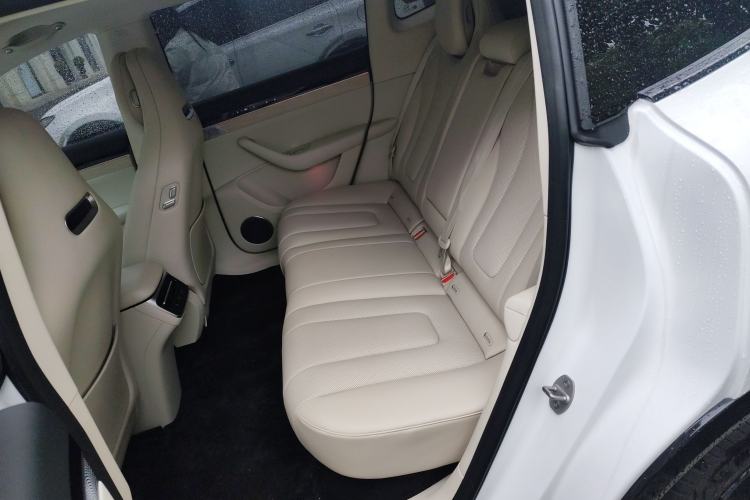 Used Hima Luxeed R7 2025 Extended-Range 331km Ultra Left Rear Seat