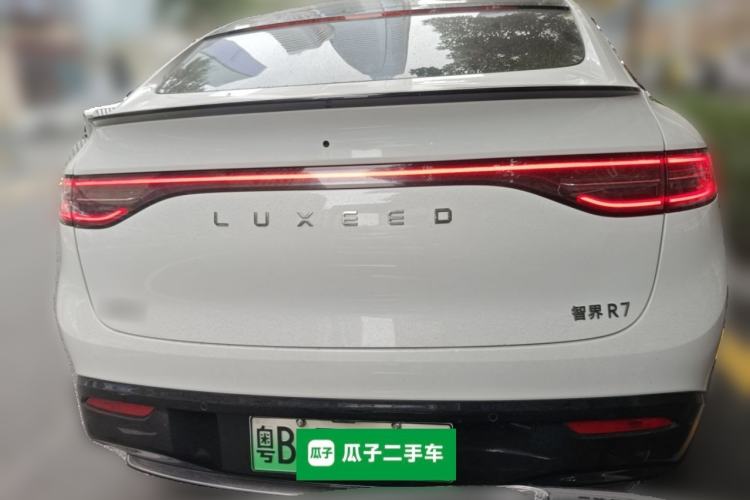 Used Hima Luxeed R7 2025 Range-Extended Version 251 km Max Rear