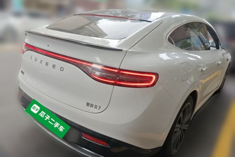 Used Hima Luxeed R7 2025 Range-Extended Version 251 km Max Rear Right 45 Deg
