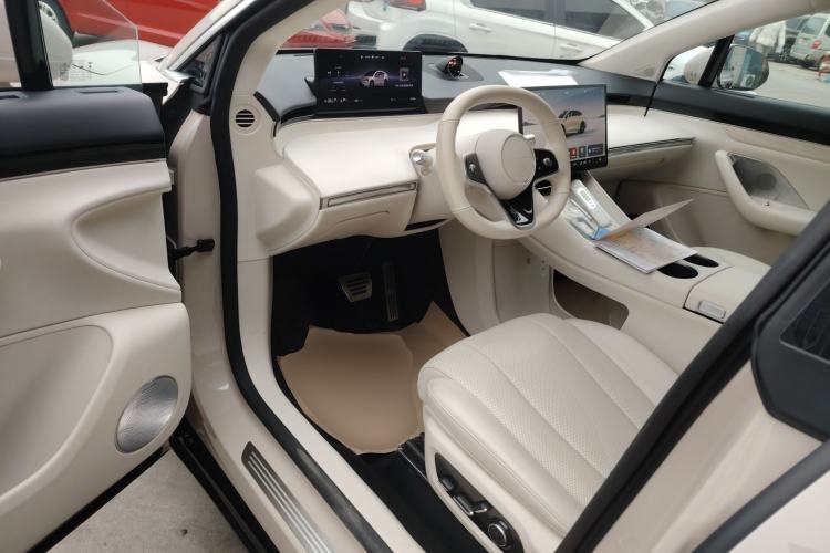 Used Hima Luxeed R7 2025 Range-Extended Version 251 km Max Driver Seat