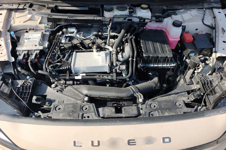 Used Hima Luxeed R7 2025 Range-Extended Version 251 km Max Engine Bay