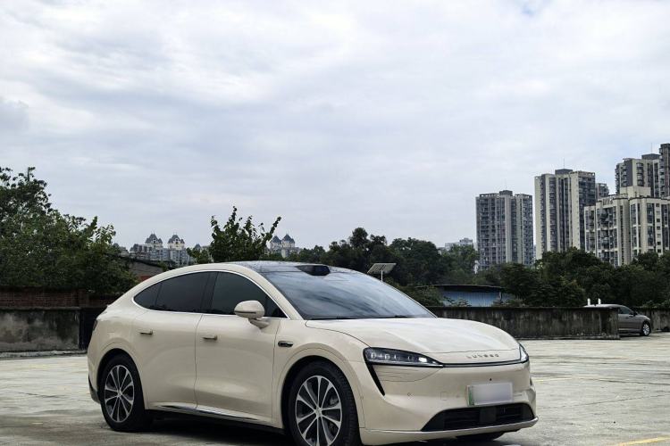 Used Hima Luxeed R7 2025 Range-Extended Version 251 km Max Exterior 1