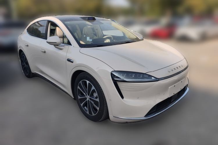 Used Hima Luxeed R7 2025 Range-Extended Version 251 km Max Exterior 2
