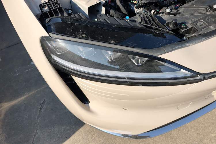 Used Hima Luxeed R7 2025 Range-Extended Version 251 km Max Exterior 6