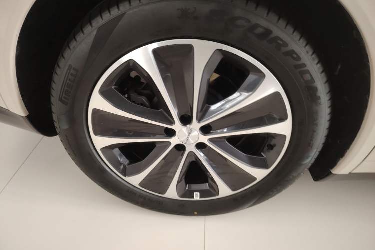 Used Hima Luxeed R7 2025 Range-Extended Version 251 km Max Exterior 8
