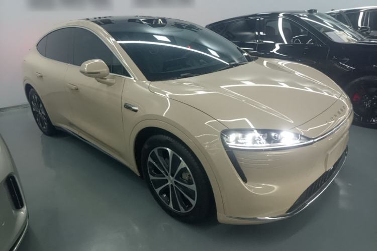 Used Hima Luxeed R7 2025 Range-Extended Version 251 km Max Front Right 45 Deg