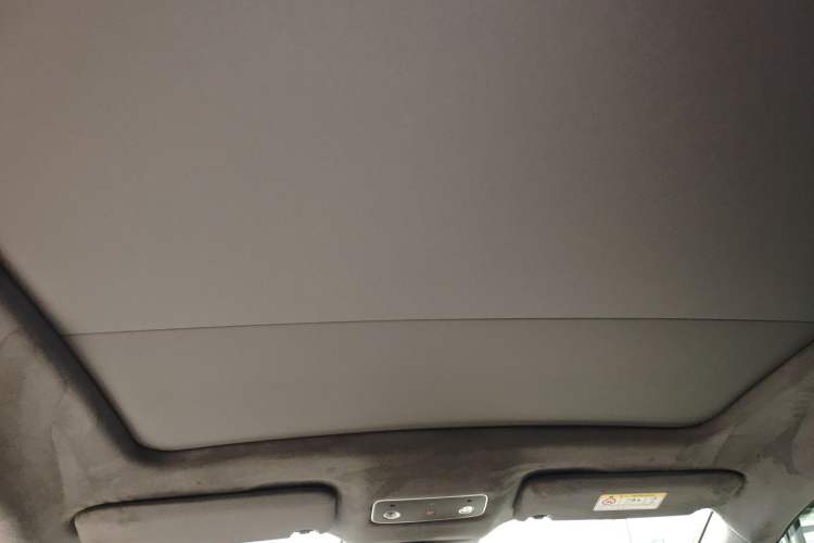 Used Hima Luxeed R7 2025 Range-Extended Version 251 km Max Headliner