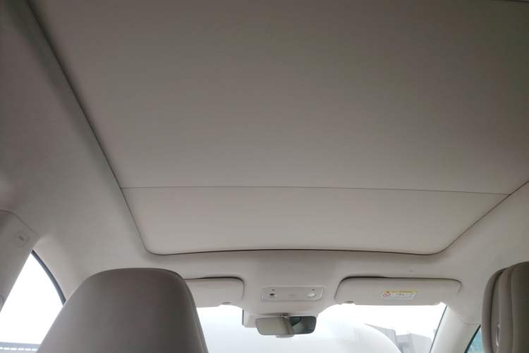 Used Hima Luxeed R7 2025 Range-Extended Version 251 km Max Headliner
