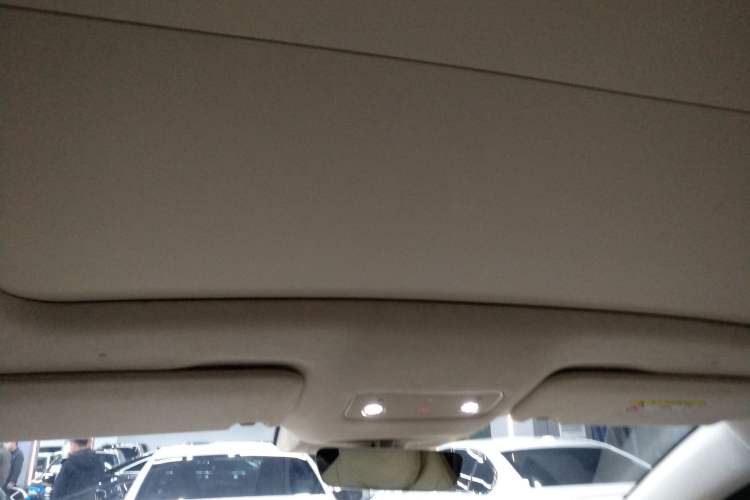 Used Hima Luxeed R7 2025 Range-Extended Version 251 km Max Headliner