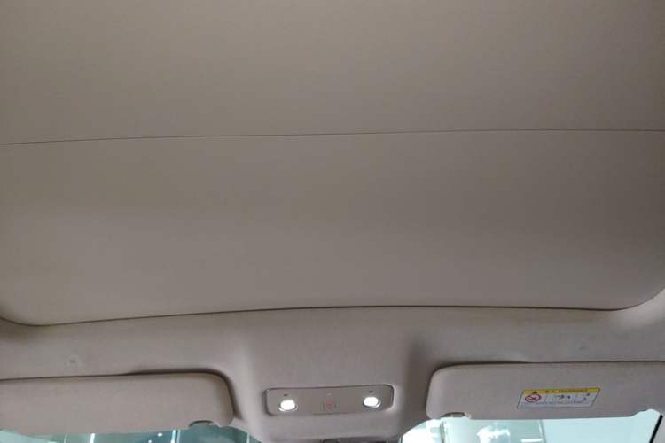 Used Hima Luxeed R7 2025 Range-Extended Version 251 km Max Headliner