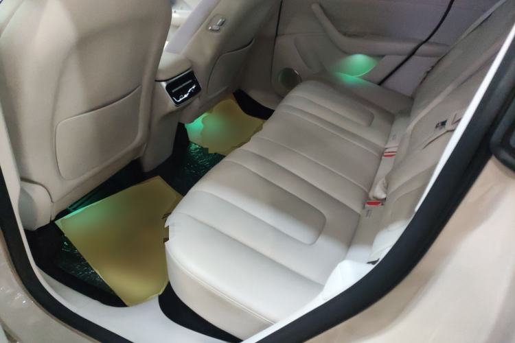 Used Hima Luxeed R7 2025 Range-Extended Version 251 km Max Interior 4