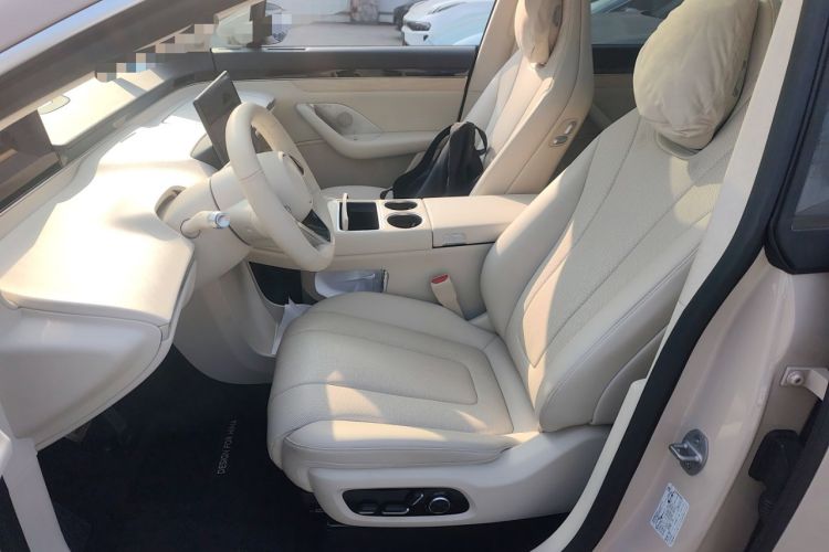 Used Hima Luxeed R7 2025 Range-Extended Version 251 km Max Left Front Seat