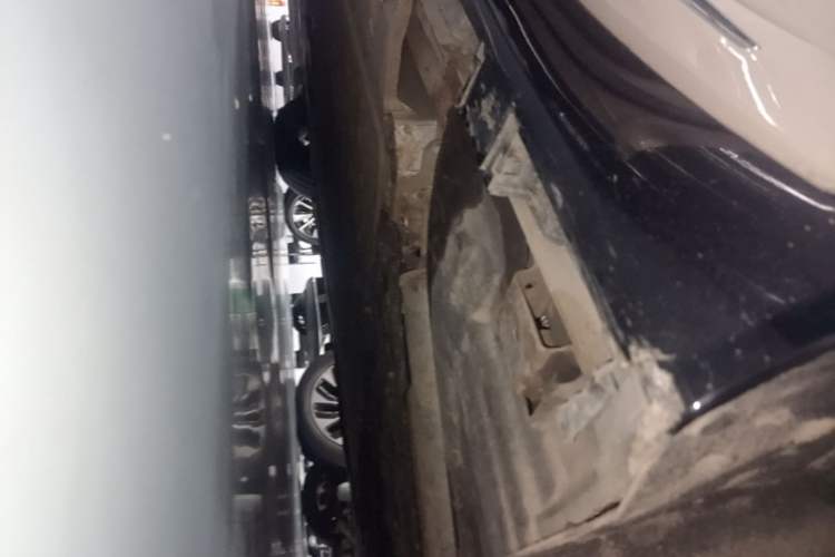 Used Hima Luxeed R7 2025 Range-Extended Version 251 km Max Left Side Sill