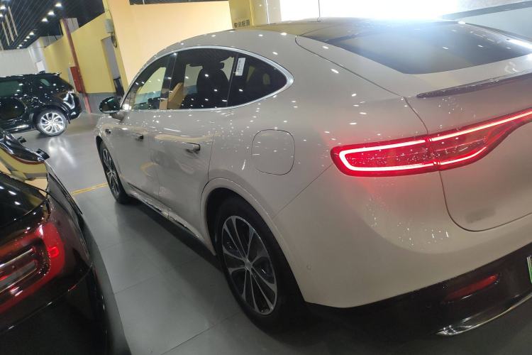 Used Hima Luxeed R7 2025 Range-Extended Version 251 km Max Left Side