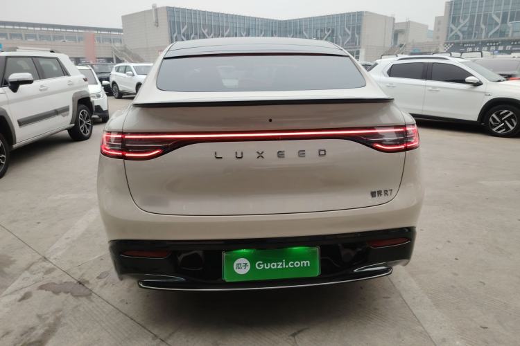 Used Hima Luxeed R7 2025 Range-Extended Version 251 km Max Rear