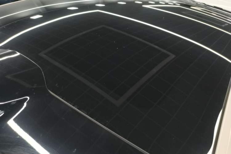 Used Hima Luxeed R7 2025 Range-Extended Version 251 km Max Roof