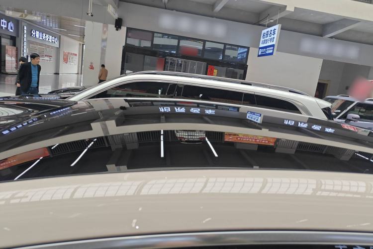 Used Hima Luxeed R7 2025 Range-Extended Version 251 km Max Roof