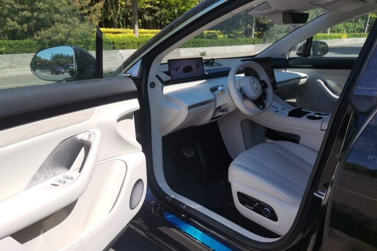 Used Hima Luxeed R7 2026 Model Range-Extending Max Driver Seat