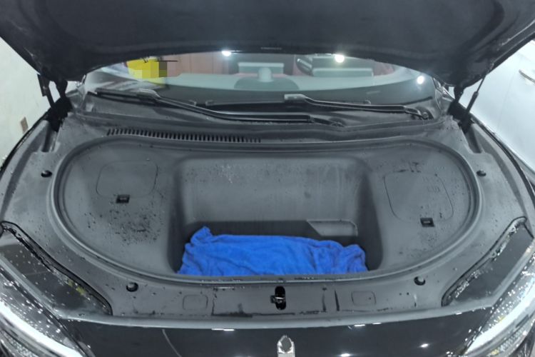Used Hima Luxeed R7 2026 Model Pure Electric Ultra Engine Bay