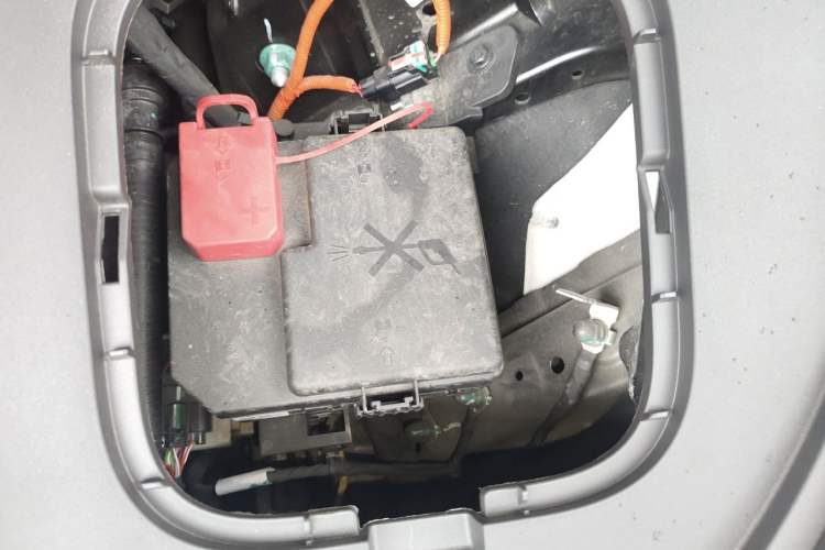 Used Hima Luxeed R7 2026 Model Pure Electric Ultra Engine Bay Left