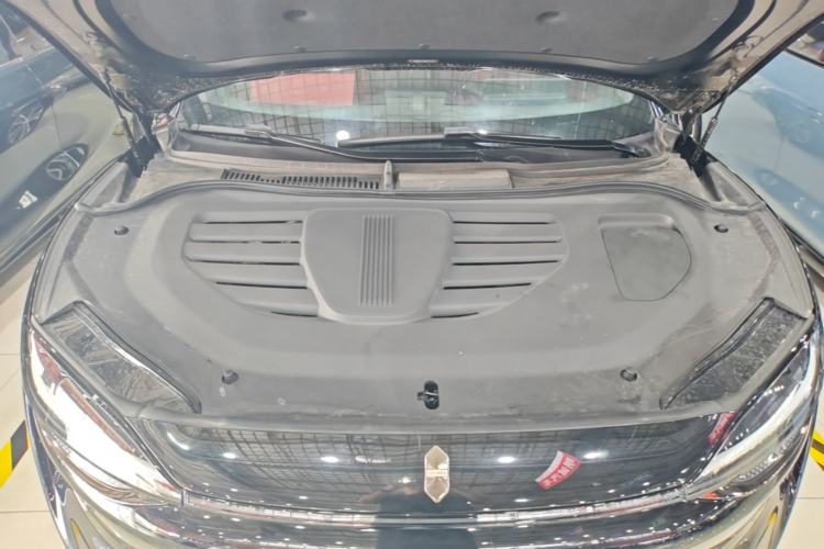 Used Hima Luxeed R7 2026 Model Range-Extending Max Engine Bay