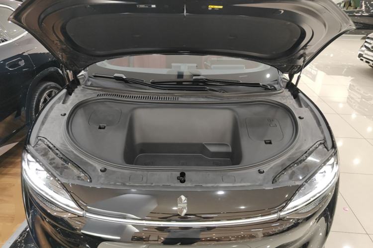 Used Hima Luxeed R7 2026 Model Pure Electric Ultra Engine Bay
