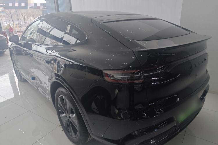 Used Hima Luxeed R7 2026 Model Range-Extending Max Exterior 2