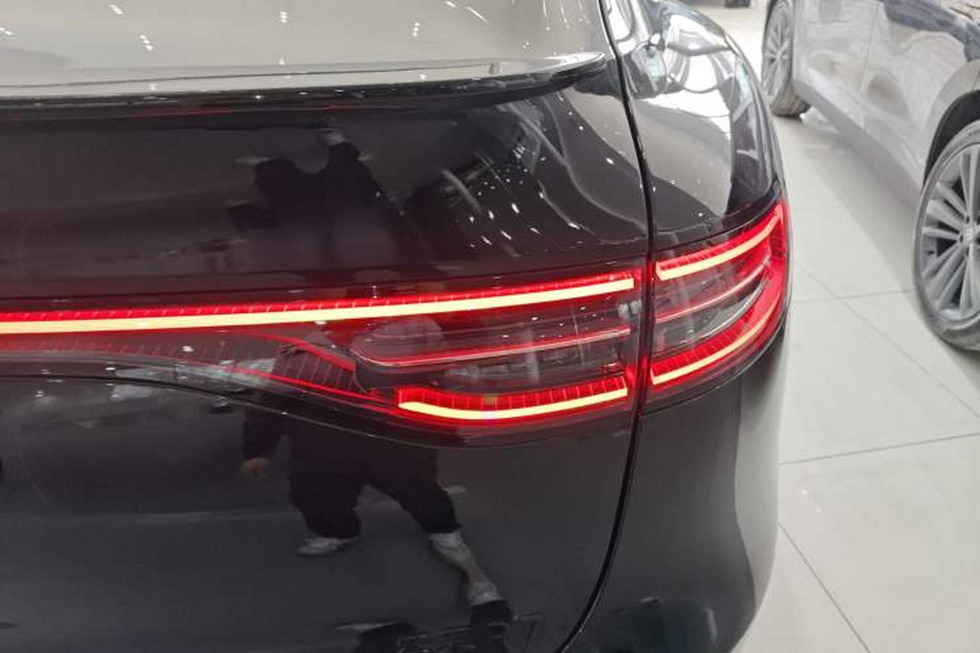 Used Hima Luxeed R7 2026 Model Range-Extending Max Exterior 3