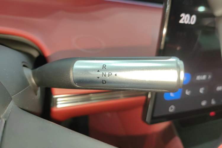 Used Hima Luxeed R7 2026 Model Pure Electric Ultra Gear Lever