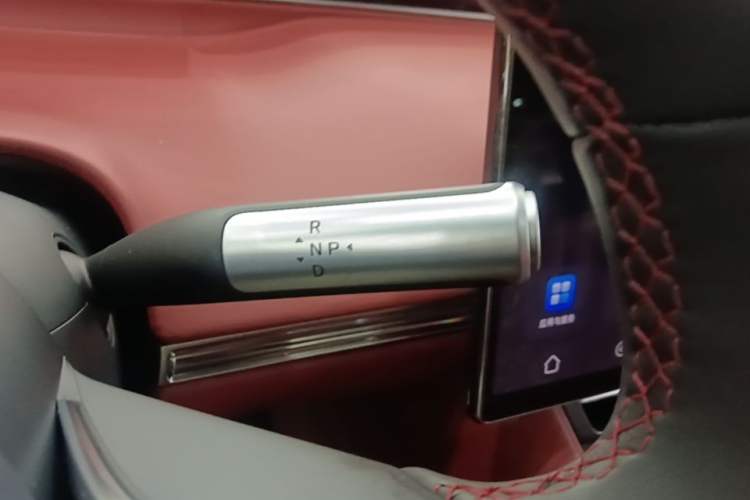 Used Hima Luxeed R7 2026 Model Pure Electric Ultra Gear Lever