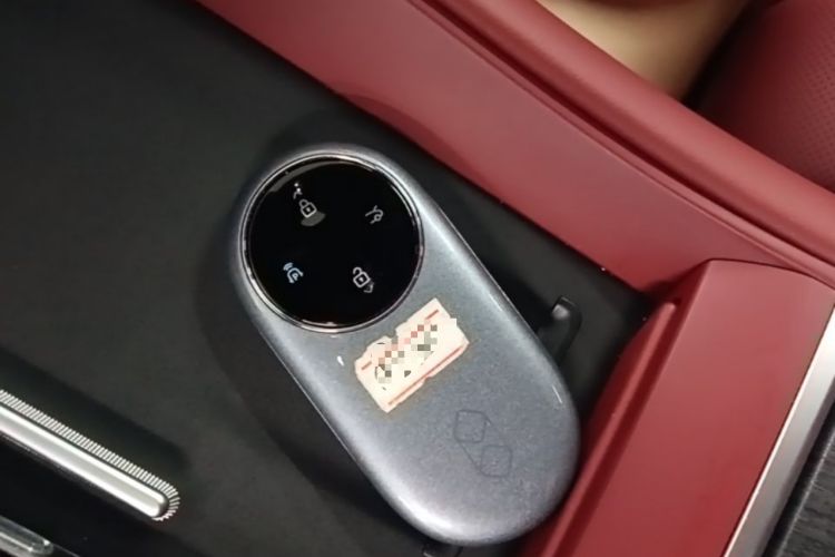 Used Hima Luxeed R7 2026 Model Pure Electric Ultra Interior 1