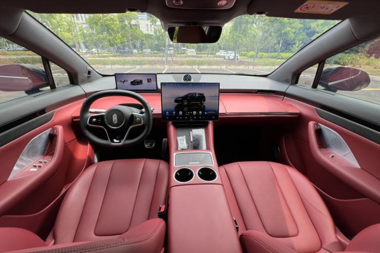 Used Hima Luxeed R7 2026 Model Pure Electric Max Interior 3