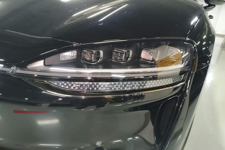 Used Hima Luxeed R7 2026 Model Pure Electric Ultra Left Front Headlight