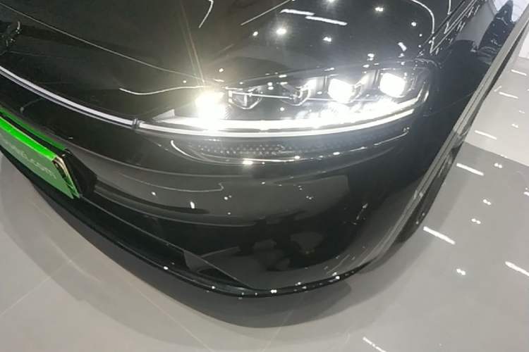 Used Hima Luxeed R7 2026 Model Pure Electric Ultra Left Front Headlight