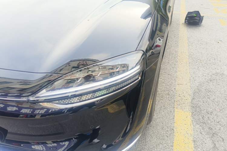 Used Hima Luxeed R7 2026 Model Pure Electric Max Left Front Headlight