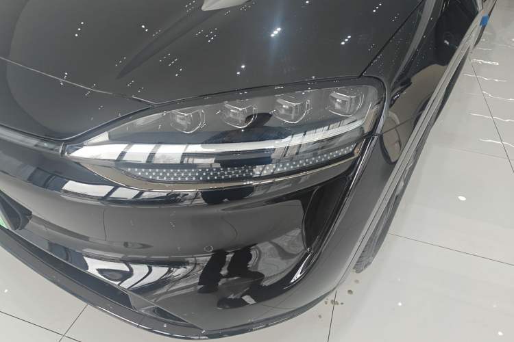 Used Hima Luxeed R7 2026 Model Range-Extending Max Left Front Headlight