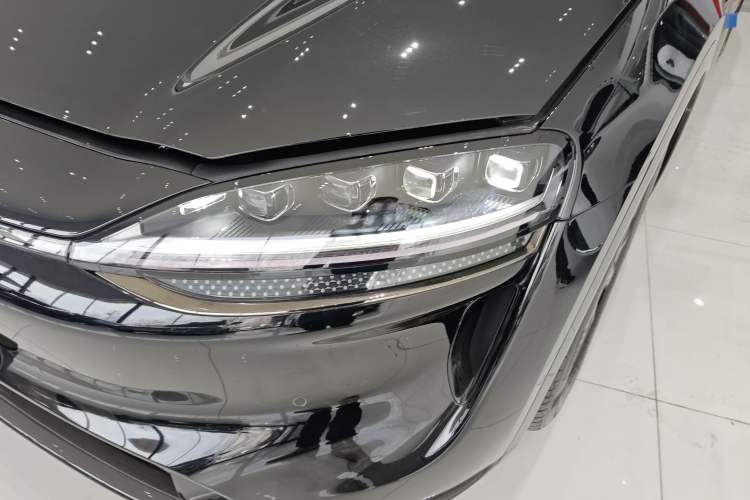 Used Hima Luxeed R7 2026 Model Range-Extending Max Left Front Headlight
