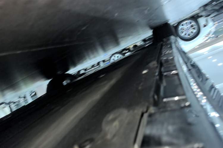 Used Hima Luxeed R7 2026 Model Pure Electric Ultra Left Side Sill