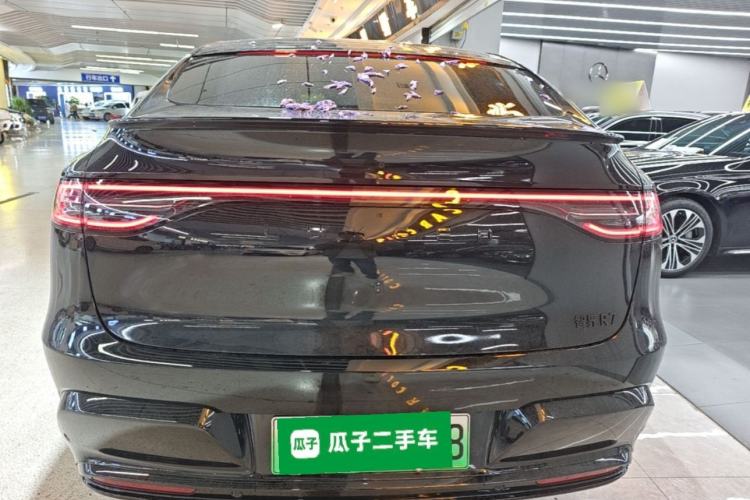 Used Hima Luxeed R7 2026 Model Range-Extending Max+ Rear