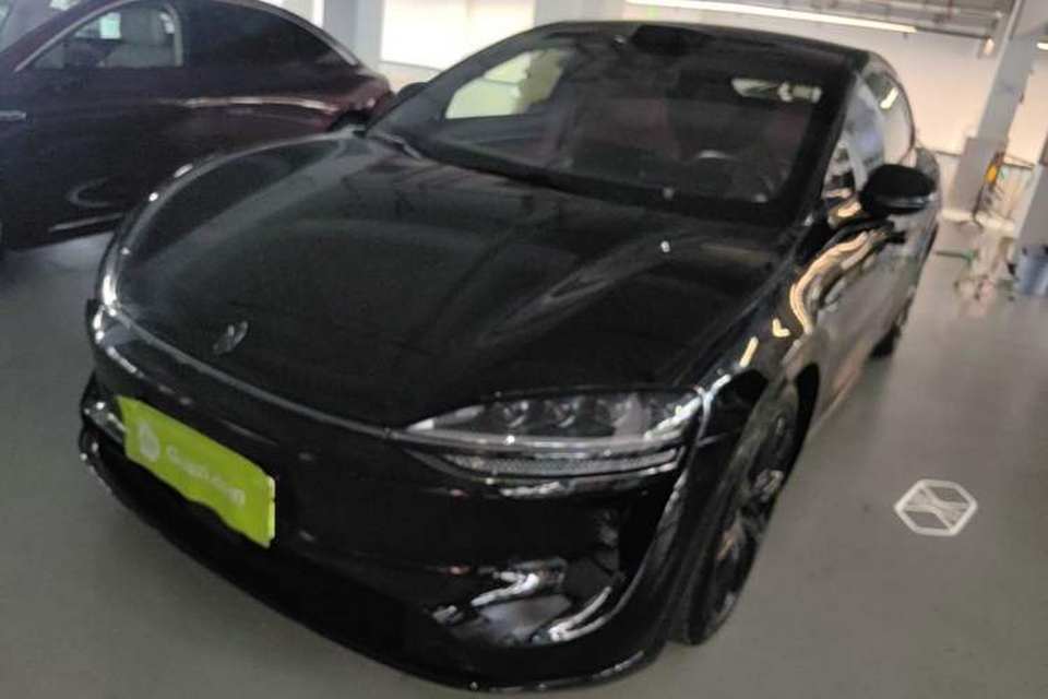 Hima Luxeed R7 2026