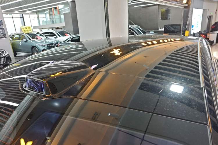 Used Hima Luxeed R7 2026 Model Range-Extending Max+ Roof