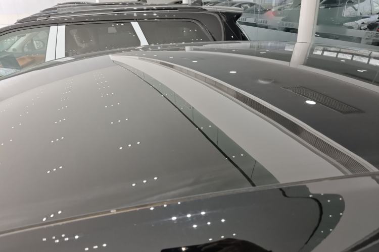 Used Hima Luxeed R7 2026 Model Range-Extending Max Roof
