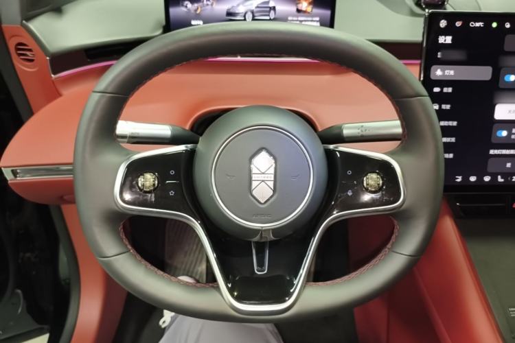 Used Hima Luxeed R7 2026 Model Pure Electric Ultra Steering Wheel