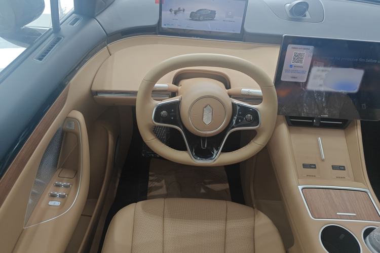 Used Hima Luxeed R7 2026 Model Range-Extending Max Steering Wheel