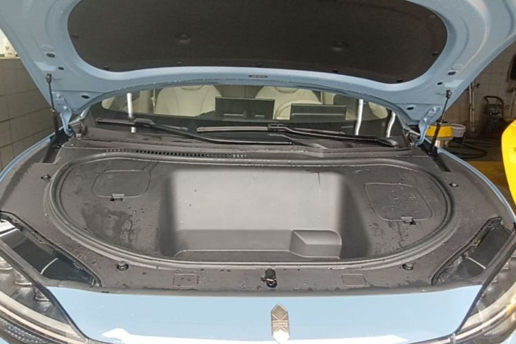Used Hima Luxeed R7 2026 Model Pure Electric Max+ Engine Bay