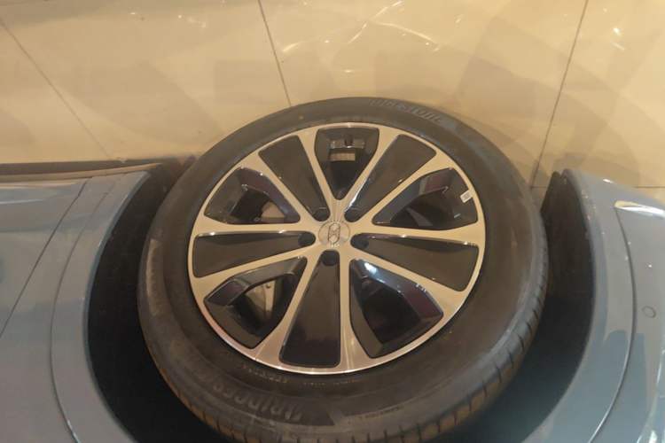 Used Hima Luxeed R7 2026 Model Pure Electric Max+ Exterior 4