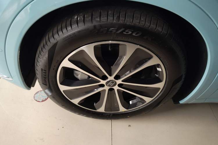 Used Hima Luxeed R7 2026 Model Range-Extending Max Left Front Wheel Hub